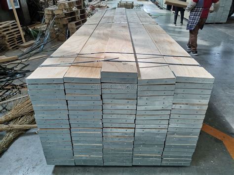 wood scaffolding planks